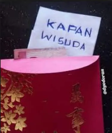 Momen Kocak Buka Isi Angpao Imlek ini Bikin Penerimanya Mendadak Bingung 19 Angpao Imlek