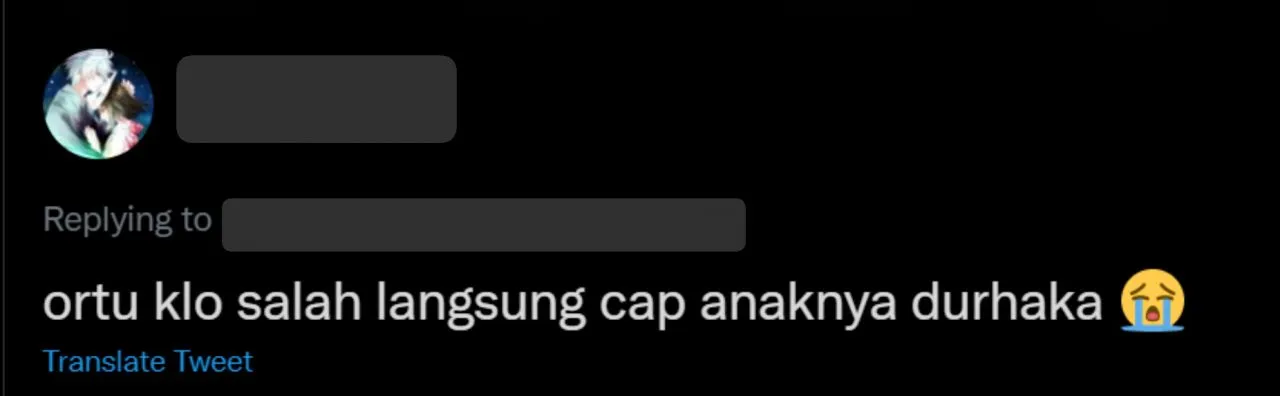Curhat Kocak Warganet Saat Ngajak Ngobrol Orang Tua yang Sedang Main HP 20 Dibilang durhaka