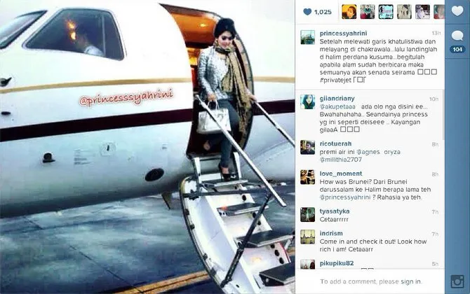 Instagram Hesti Purwadinata Diblokir Syahrini Usai Parodi Cincin Berlian 4 Hesti parodikan Syahrini naik private jet