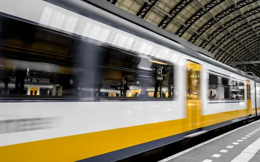 Ternyata, Segini Gaji Masinis KAI dan KRL beserta Tunjangan 4 gaji masinis KRL