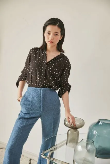 Potret Gaya Modis Kim Tae Ri, Bintang Drama Twenty Five, Twenty One 7