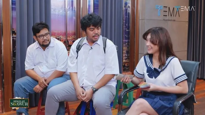 8 Fakta Unik Kehidupan Livy Renata. Pengakuan Polosnya Bikin Warganet Ngakak 9 Fakta unik Livy Renata