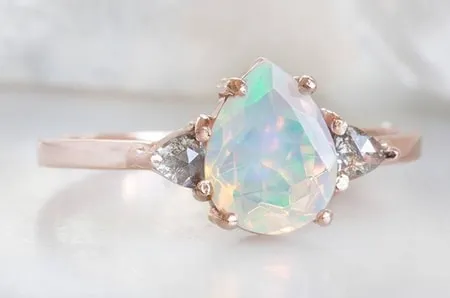 Daftar Batu Mulia untuk Mata Cincin Pertunangan 10 Rekomendasi batuan mulia sebagai mata cincin tunangan
