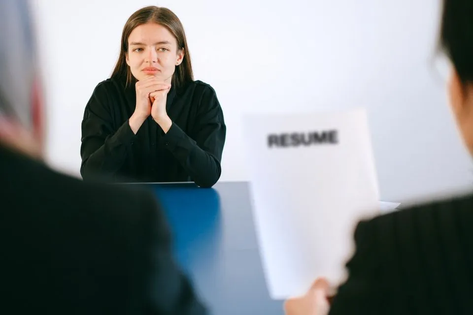 Cara Menulis Daftar Riwayat Hidup yang Baik dan Benar. Singkat Saja! 6 cara membuat daftar riwayat hidup