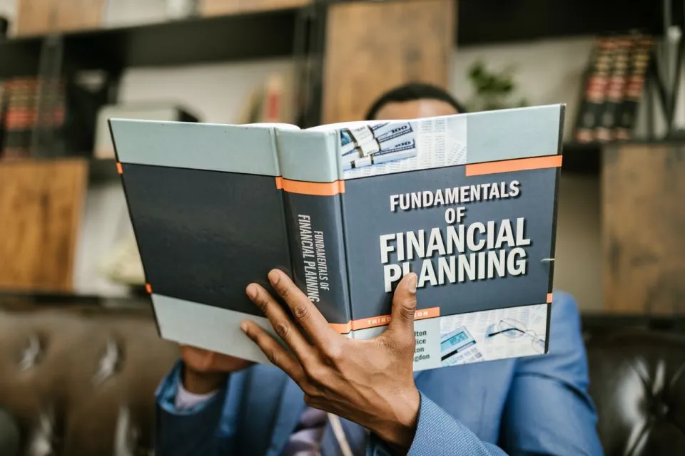 4 Langkah Melek Finansial Buat Kamu yang Sudah Punya Penghasilan 8 Literasi keuangan