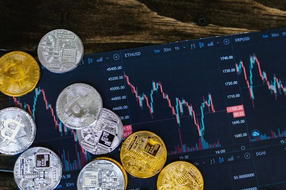 Anang Hermansyah Luncurkan Token Kripto. Ramai Dibeli Deretan Artis! 4 Grafik bitcoin