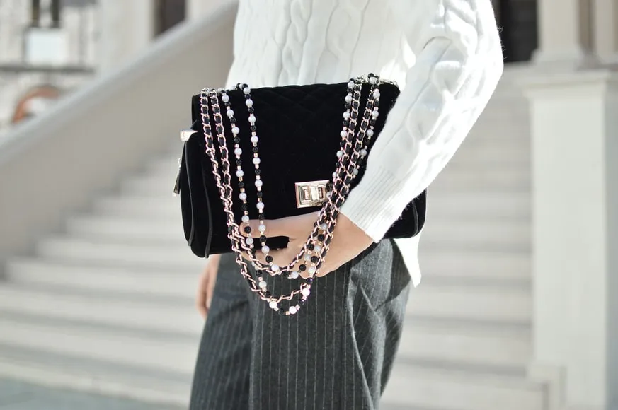 8 Fashion Item Wajib untuk Wanita Kantoran 12 barang fashion yang harus dimiliki wanita kantoran