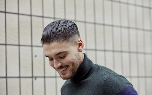 5 Model Undercut Pria Terbaik Buat Kamu! 6 undurcut pria