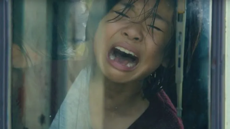 Drama dan Film Zombie Korea yang Seru Abis Selain 'All of Us Are Dead' 8 Anak Train to Busan Nangis