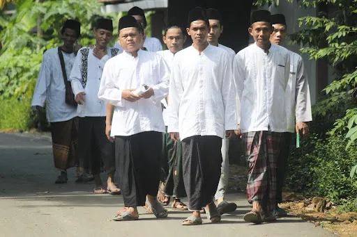 4 Doa Ziarah Kubur Singkat dan Shahih dengan Terjemahannya 2 ziarah kubur