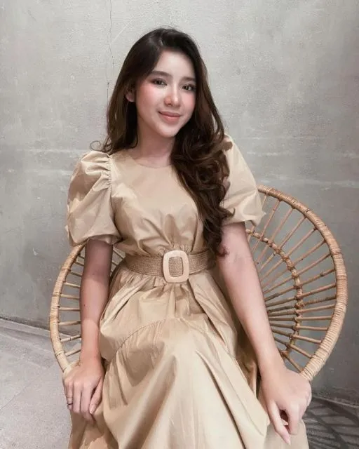 8 Gaya Modis ala Tiara Andini yang Dikabarkan Lagi Dekat dengan Alshad Ahmad 13 TIara Andini