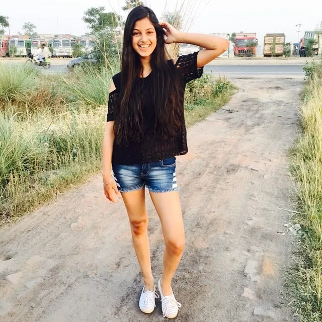 Potret Transformasi Gaya Miss Universe, Harnaaz Sandhu yang Terkena Body Shaming 11 Tranformasi gaya Harnaaz Sandhu, Miss Universe 2021