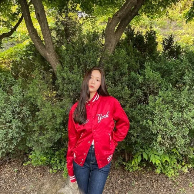 Potret Gaya Cantik Krystal Jung, Pemeran di Drama Crazy Love 13 Potret gaya cantik Krystal Jung