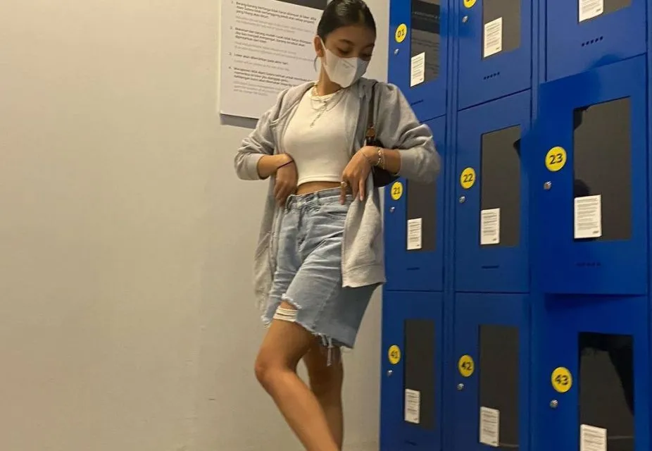 10 Potret Gaya Modis Naura Ayu yang Makin Dewasa. Ayunya~ 19 naura ayu