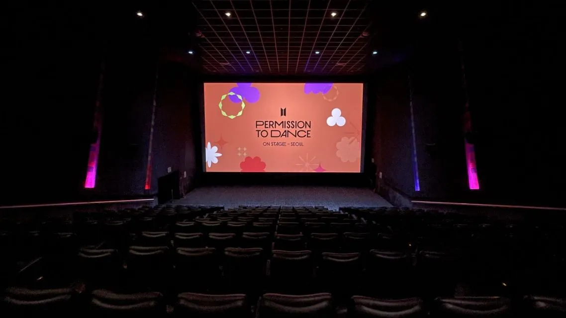Konser Hybrid BTS Pecahkan Rekor Penjualan Tiket Bioskop Terbesar 3 BTS Permission to Dance On Stage-Seoul: Live Viewing
