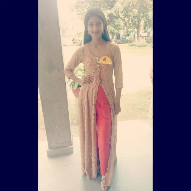 Potret Transformasi Gaya Miss Universe, Harnaaz Sandhu yang Terkena Body Shaming 12 Tranformasi gaya Harnaaz Sandhu, Miss Universe 2021