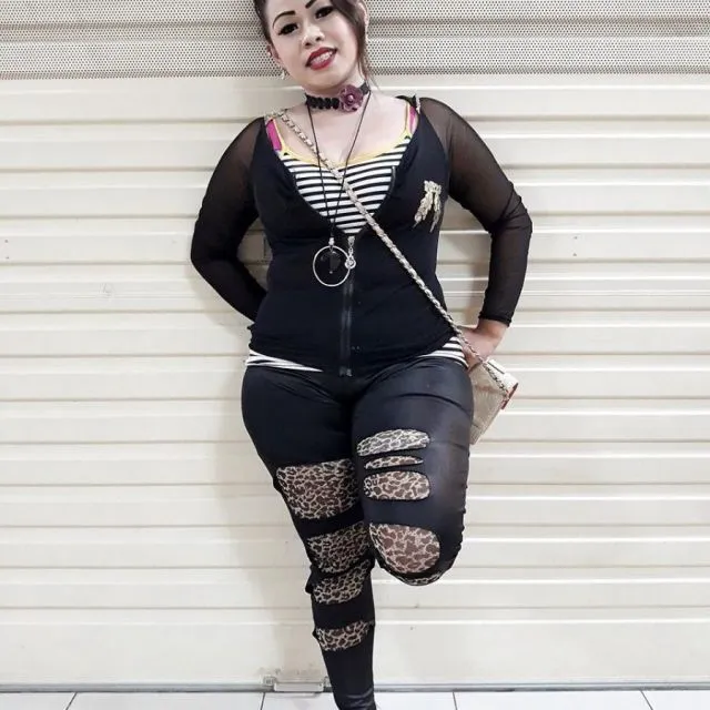 Profil Tante Lala, Seleb TikTok yang Selalu Ngegas Saat Promosikan Produk 6 Tante Lala pernah jadi penyanyi dangdut