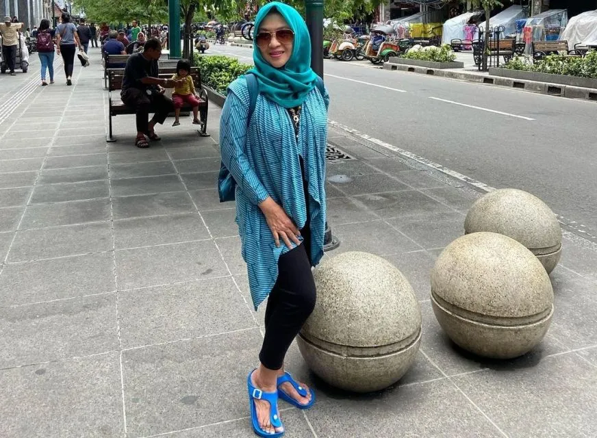 Profil Dina Mariana, Penyanyi Senior yang Sempat Dikabarkan Hilang Diculik 12