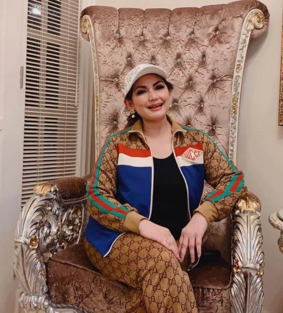 Nia Daniaty Tanggapi Kabar Gadai Rumah Rp3,5 Miliar untuk Bantu Olivia Nathania 4 Nia Daniaty