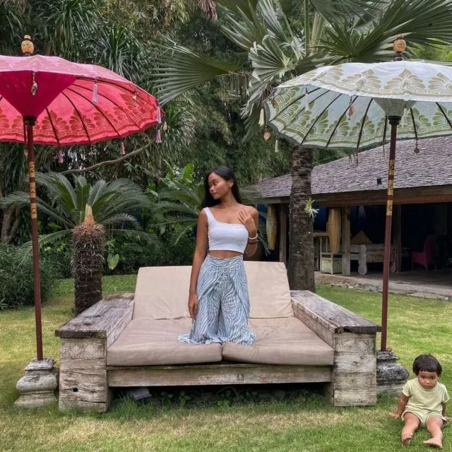 10 Gaya Fesyen ala Sarah Tumiwa, Pemenang Indonesia Next Top Model 2 12 Fesyen Sarah Tumiwa