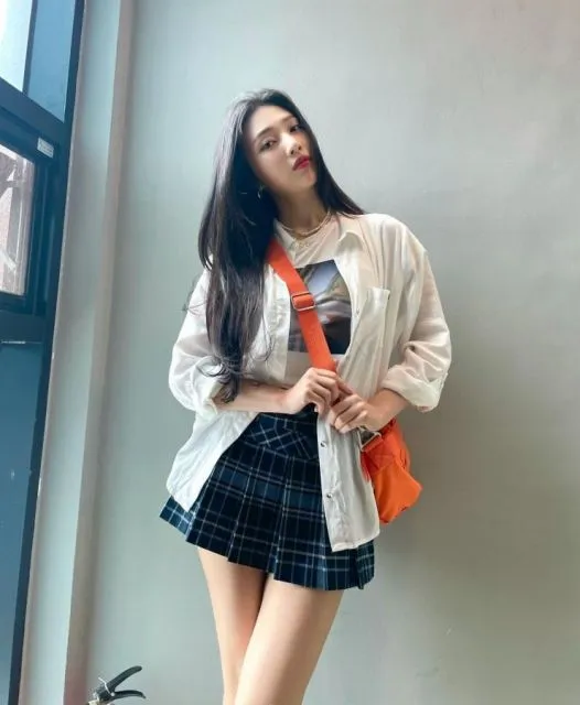 Potret Gaya Joy Red Velvet yang Dijuluki 'Sexy Dynamite'. Cetar Abis! 20 Style Joy Red Velvet