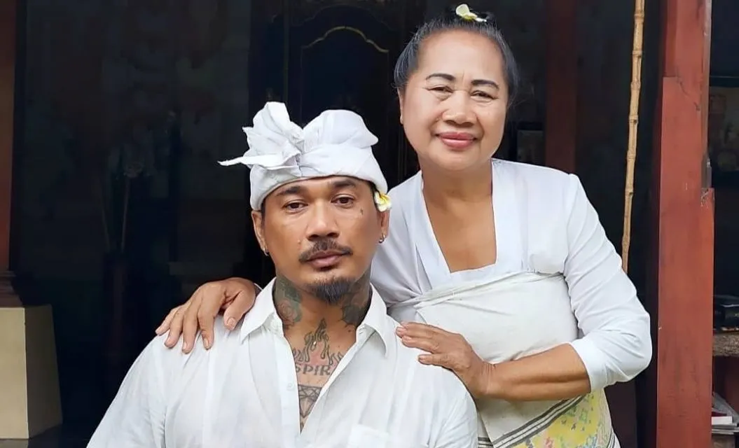 8 Artis Indonesia yang Merayakan Nyepi, Dari Happy Salma Sampai Ade Rai 14 jerinx