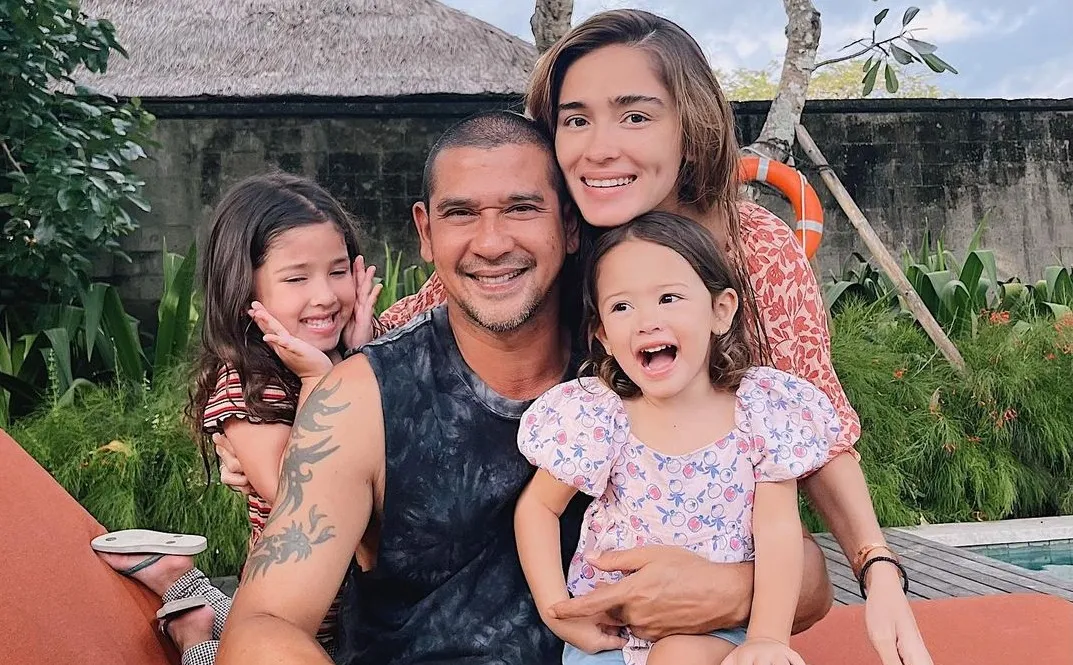 Yasmine Wildblood Umumkan Kehamilan Ketiga Dengan Cara Unik, Intip Potretnya 2 yasmine wildblood