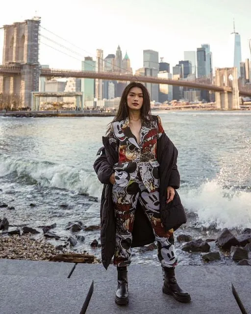 Profil Carla Yules; Miss Indonesia yang Masuk Top 6 Miss World 2021 6 Profil Carla Yules Miss Indonesia yang Masuk Top 6 di Miss World 2021