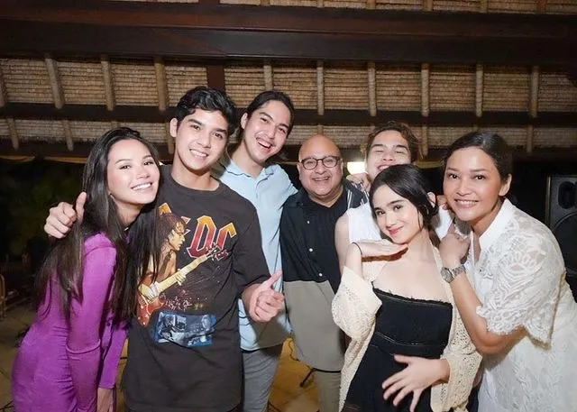 El Rumi Buka Suara Usai Al Ghazali Diisukan Sudah Nikah Siri 4 El Rumi angkat bicara terkait isu nikah siri Al Ghazali dan Alyssa Daguise