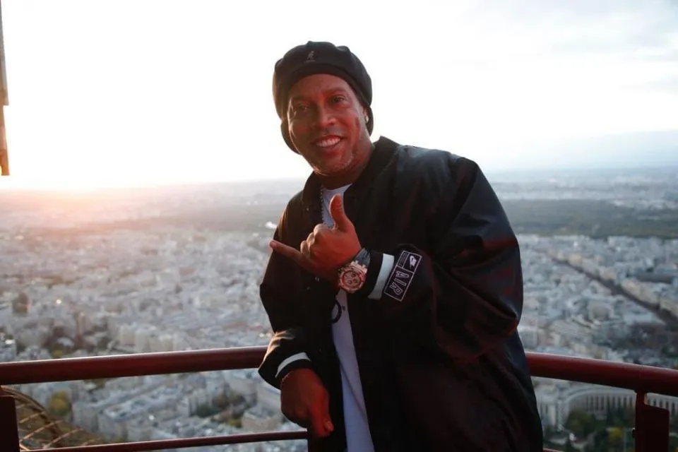 RANS Cilegon FC Datangkan Ronaldinho, Ini Kata Raffi Ahmad 2 Raffi Ahmad dan Ronaldinho.
