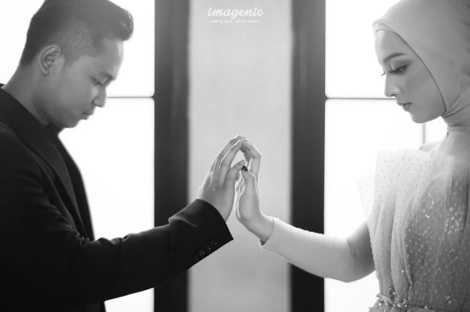 8 Potret Doni Salmanan dan Istri. Dulu Mesra, Kini Ditinggal ke Bui 18 Potret Doni Salmanan dan istri yang saling menguatkan sekarang