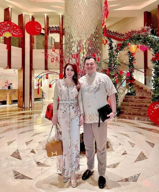Femmy Permatasari Akan Pindah Kewarganegaraan ke Selandia Baru 7 Femmy Permatasari dan Alfons Purnomo
