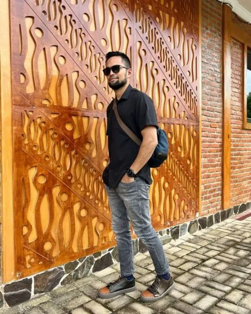 Teuku Wisnu Singgung Soal Logo Halal Baru Lewat Foto Liburan di Jepang 4 Teuku Wisnu