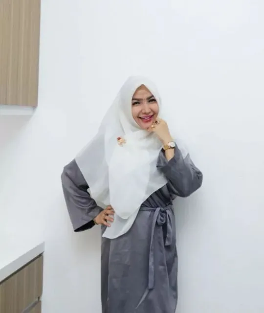 Artis Indonesia yang Sukses Bangun Bisnis Properti. Perumahan hingga Apartemen 19 Bisnis properti Roro Fitria