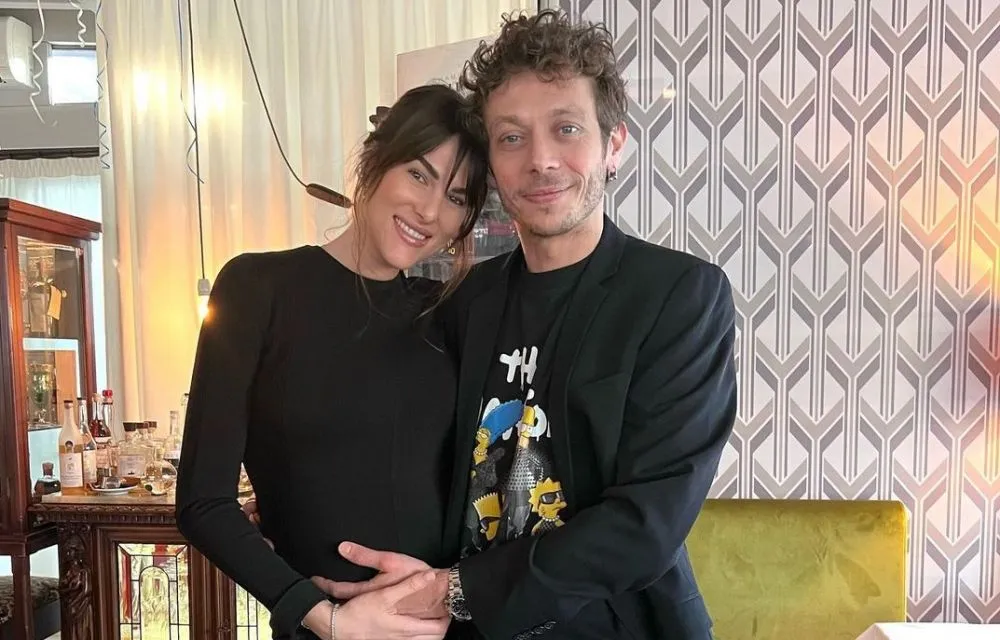 Valentino Rossi Bagikan Momen Kelahiran Anaknya, Giuletta Rossi 3 Valentino Rossi