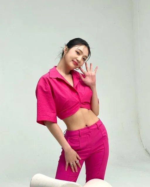 Potret Gaya Joy Red Velvet yang Dijuluki 'Sexy Dynamite'. Cetar Abis! 13 Style Joy Red Velvet