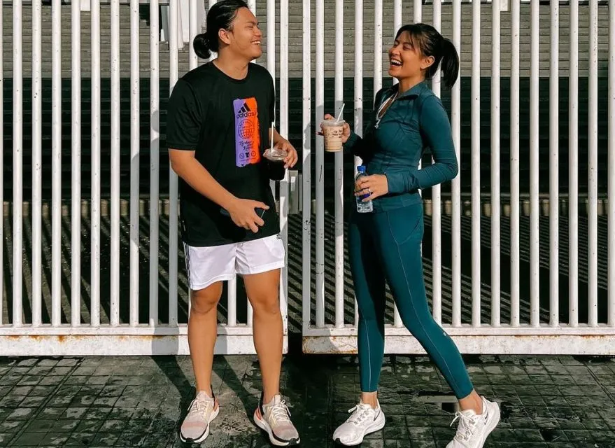 Warganet Heboh Lihat Curhat Galau Awkarin awkarin