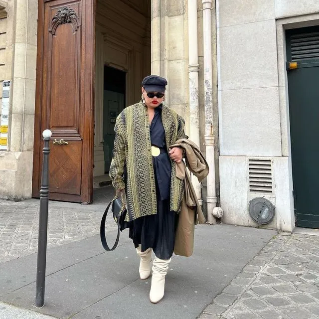 Gaya Busana Seleb Indonesia Bangga Pakai Batik di Paris Fashion Week 2022 18 artis indonesia pakai batik di paris