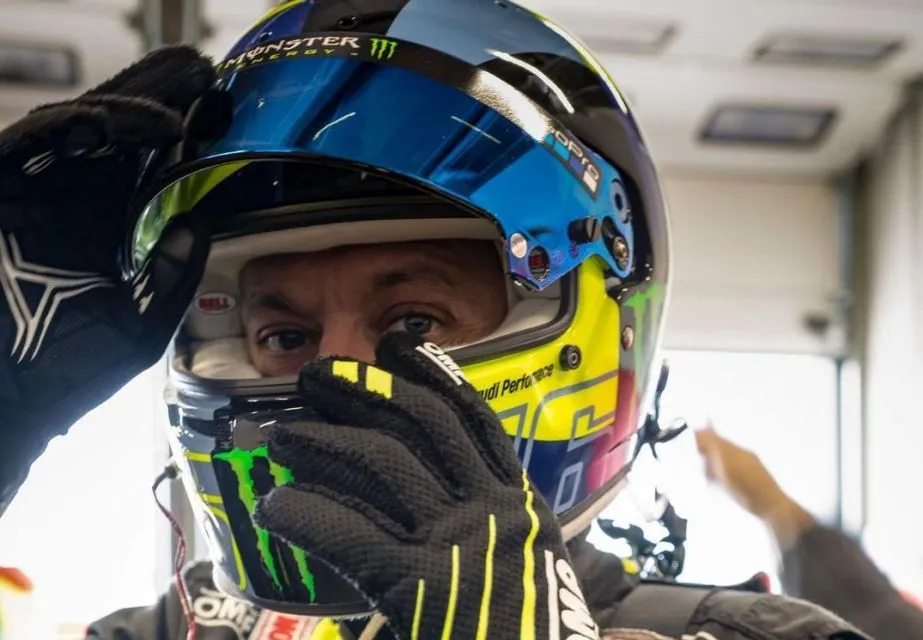 Valentino Rossi Bagikan Momen Kelahiran Anaknya, Giuletta Rossi 4 Valentino Rossi