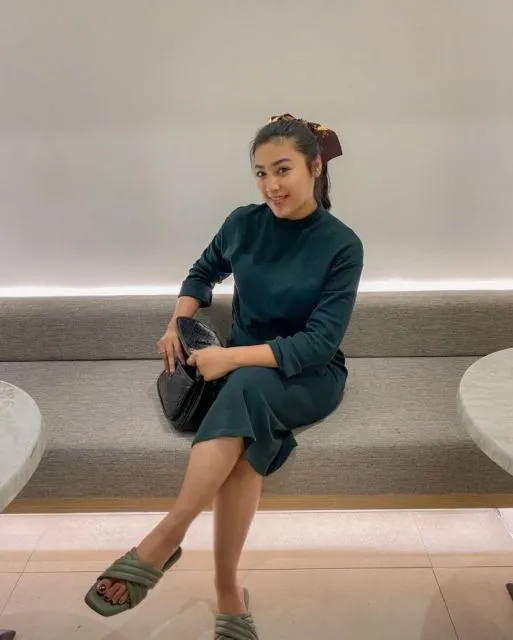 8 Potret Gaya Gigi Ruwanita, Mantan Istri Doni Salmanan 18 Gigi Ruwanita