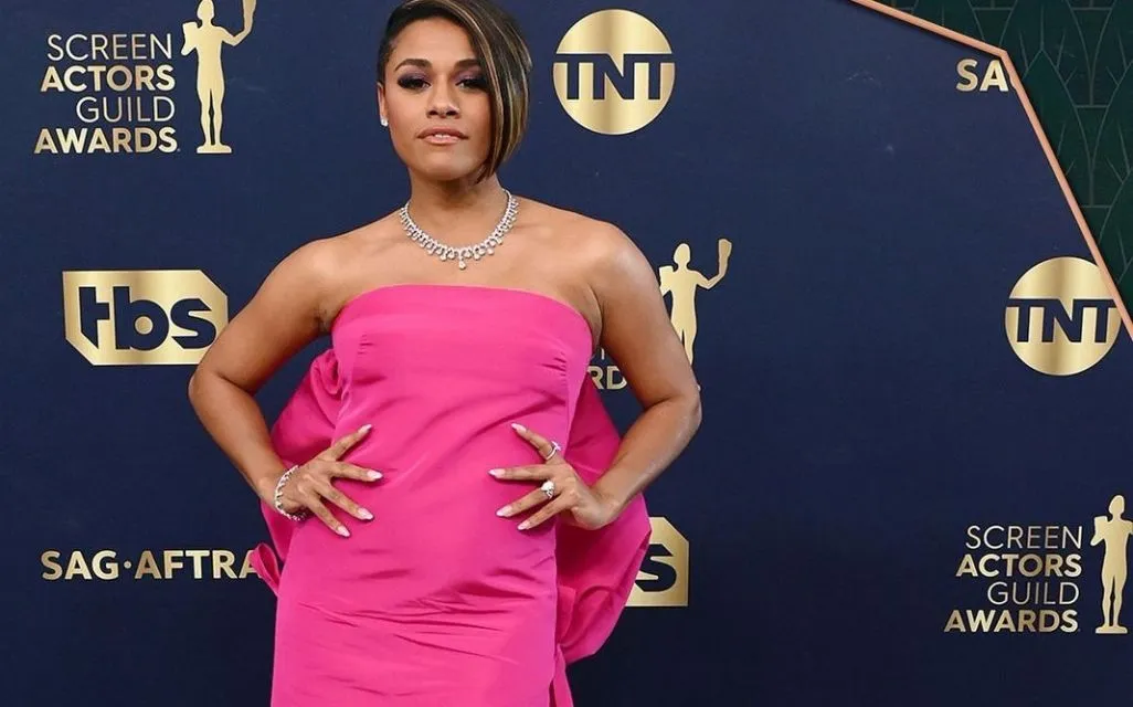 Potret Penampilan Seleb di SAG Awards 2022. Ada Jung Ho Yoen hingga Selena Gomez 14 Ariana Debose SAG Awards