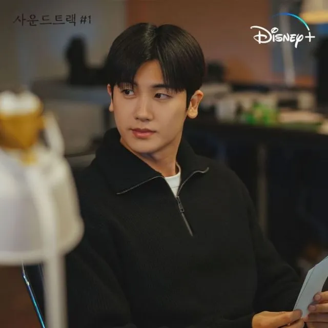 10 Fakta Menarik Drama Soundtrack #1 yang Dibintangi Han So-hee 20 Digarap oleh sutradara sukses