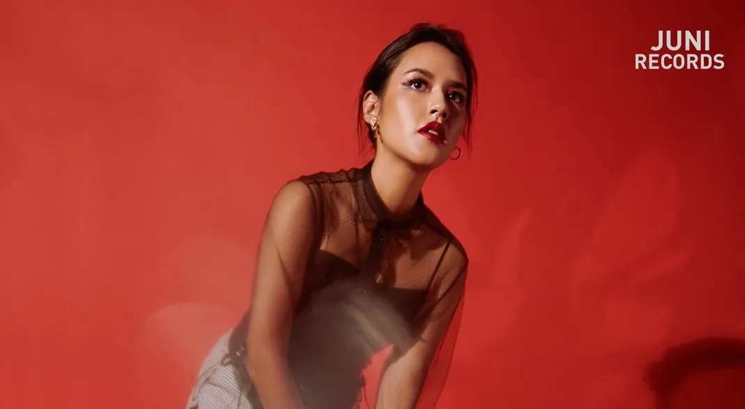 Lirik dan Makna Lagu Cinta Sederhana Karya Raisa, Single Terbaru di Album It's Personal 4 raisa
