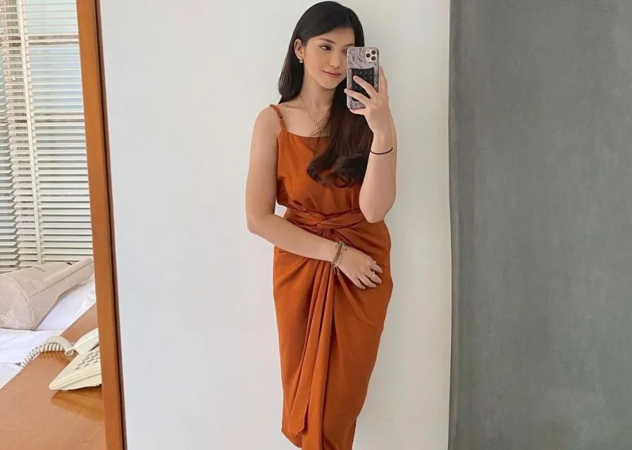 8 Potret Gaya Dewi Paramita, Selebgram Cantik dan Aktif Berkarier Kantoran 13 paramitha