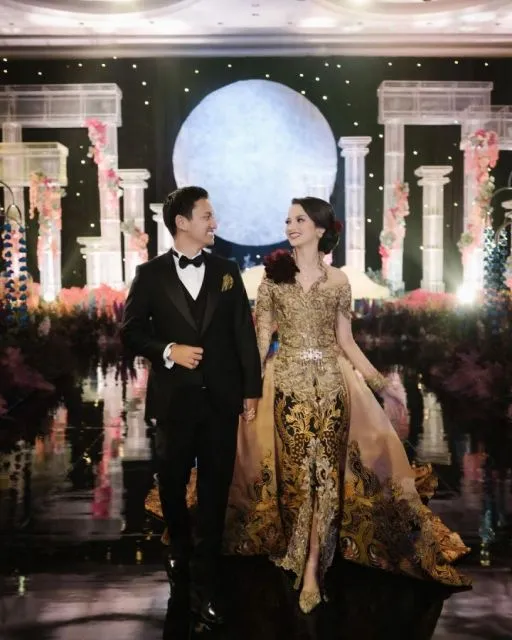 Detail Busana Belva Devara dan Sabrina Anggraini dari Lamaran hingga Resepsi 17 Busana Belva Devara dan Sabrina Anggraini
