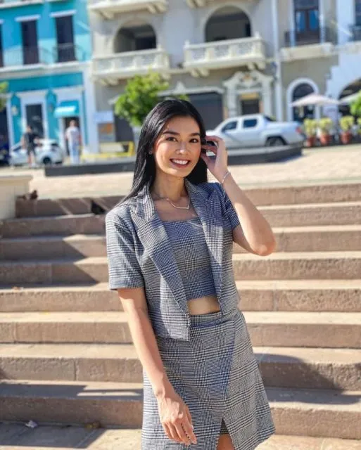Potret Gaya Miss Indonesia Carla Yules yang Masuk Top 6 Miss World 2021 11 Carla Yules