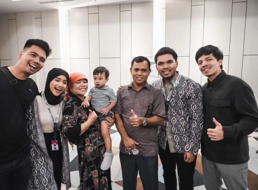 Fuji dan Thariq Halilintar Umrah Bareng, Atta Halilintar Beri Pesan Khusus 6 atta halilintar