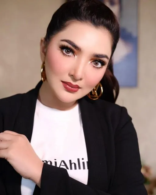 Ashanty Bikin Produk Kecantikan Sendiri, Bahannya Didatangkan dari Swiss 3 Ashanty luncurkan produk kecantikannya sendiri