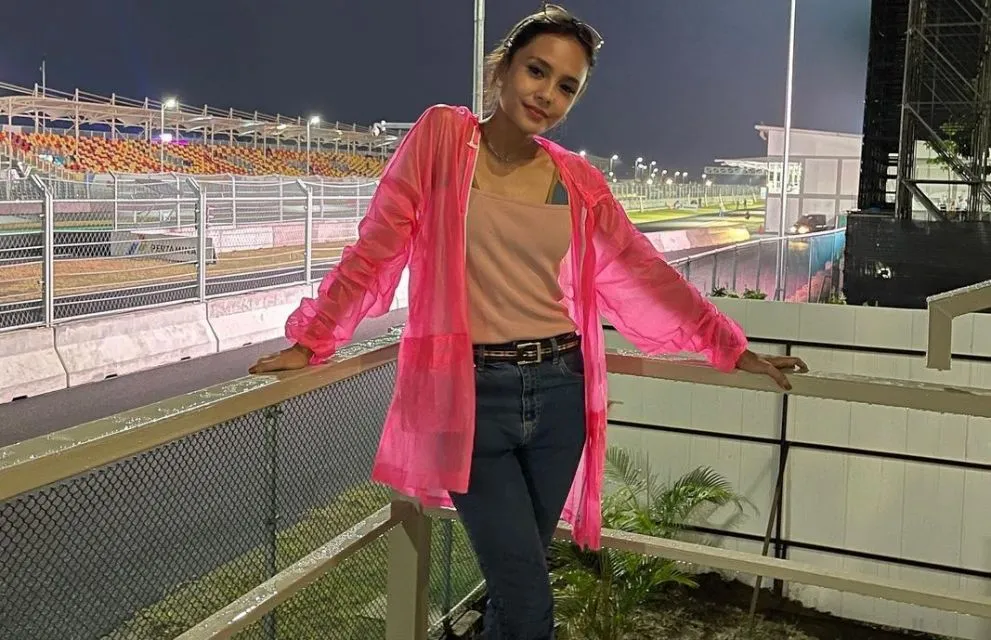 Presenter Angie Ang Bantah Dikasih Kunci Kamar Hotel oleh Marc Marquez 4 angieang