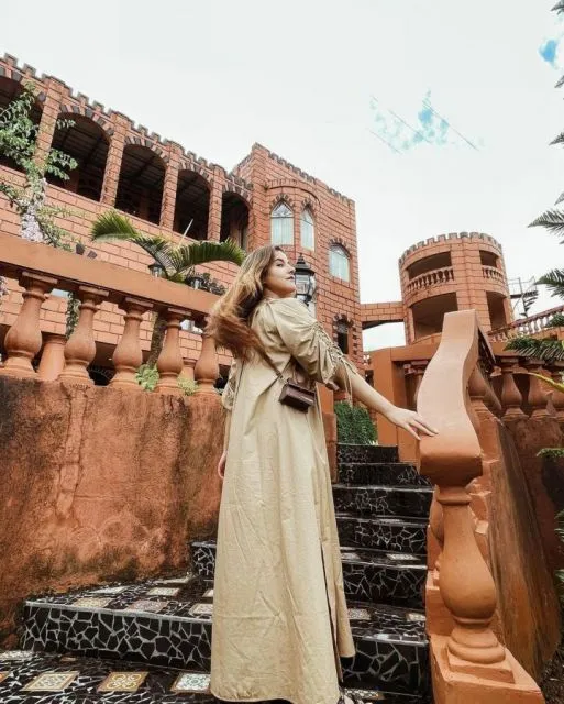 8 Potret Rumah Mewah Ibunda Tasya Farasya. Bak Istana di Negeri Dongeng 9 Potret rumah ibunda Tasya Farasya